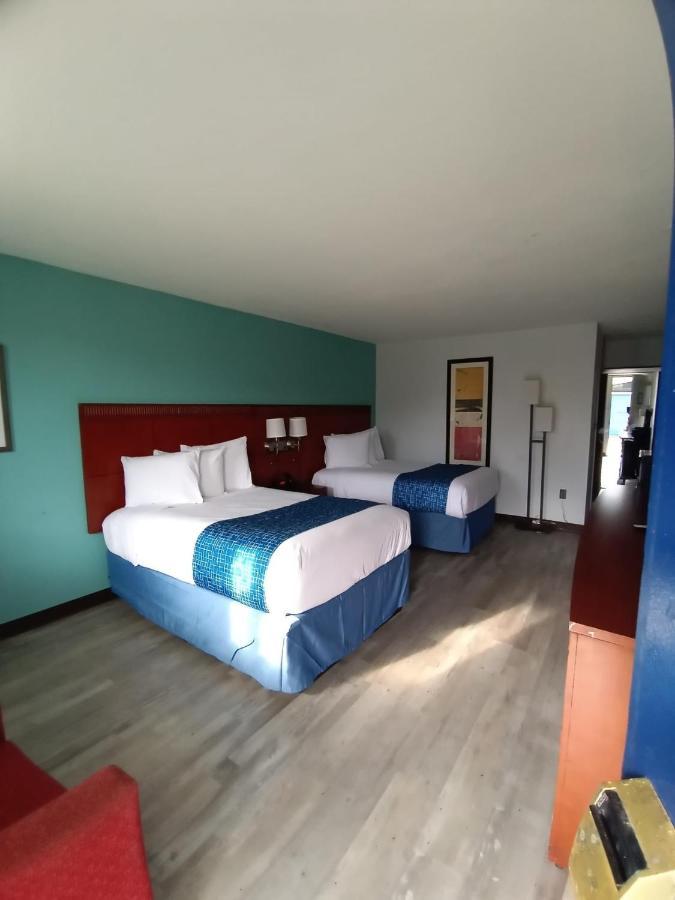 Travelodge By Wyndham Petersburg Exterior foto